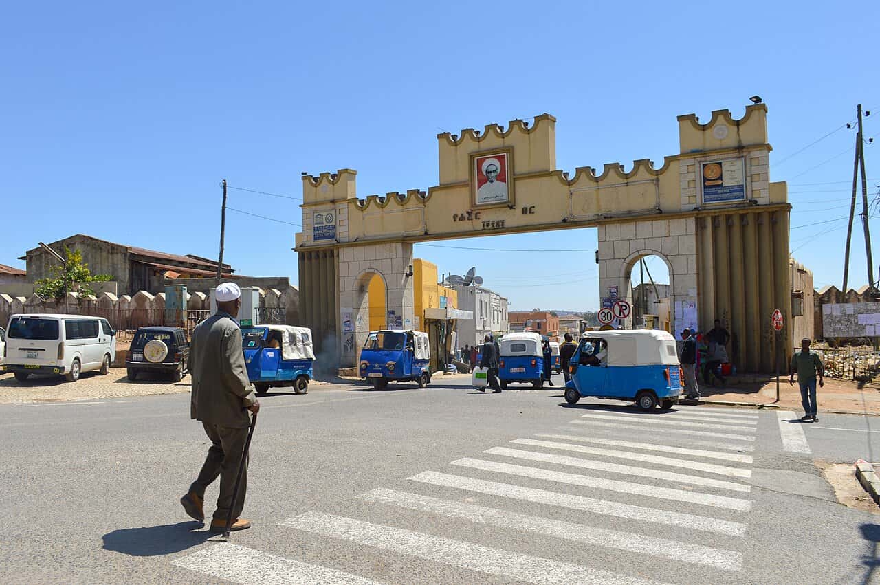 Harar Gate, the crenellated main entrance to the walled old town, with traffic in front
